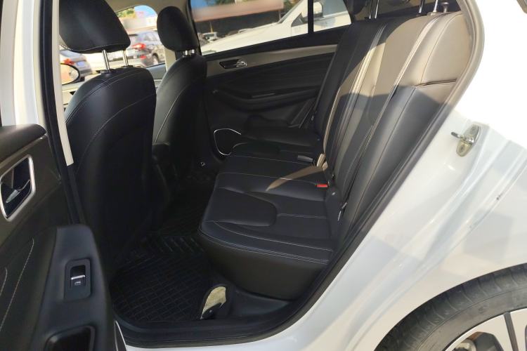 Used Chery Arrizo 5 2021 PRO 1.5L Manual Youth Edition
