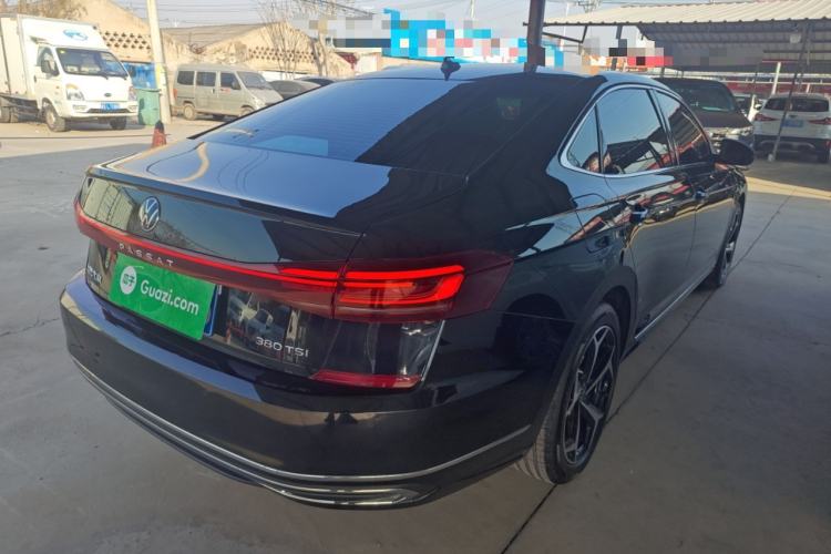 Used Volkswagen Passat 2025 Outstanding Model 330TSI Starry Elite Edition
