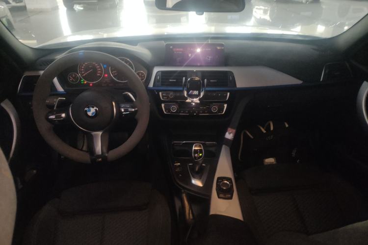 Used BMW 3 Series 2018 320i M Sport Package
