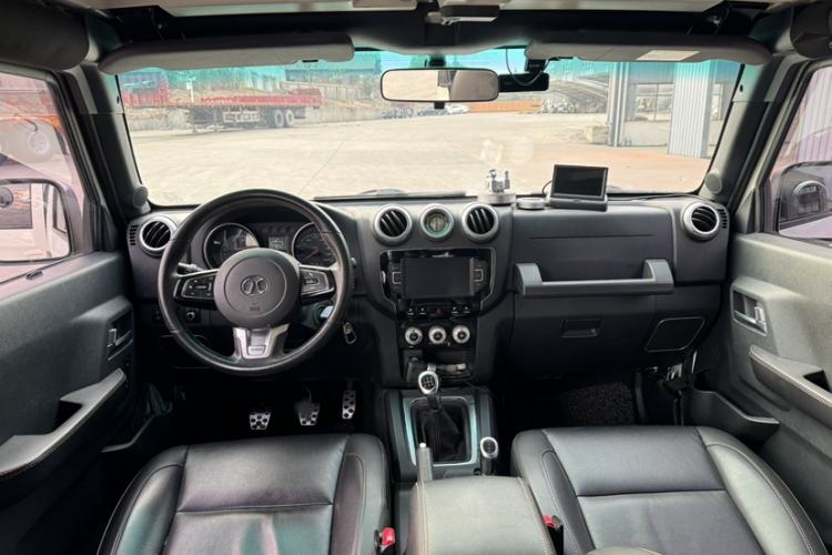 Used  BJ40 2016 40L 2.0T Manual All-Wheel Drive Prestige Edition