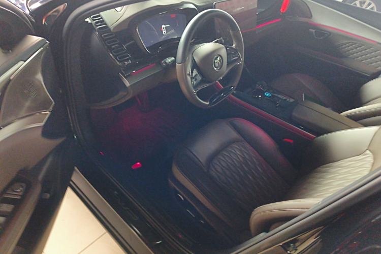 Used BYD Han 2023 EV Champion Edition 605KM Front-Drive Premium Model