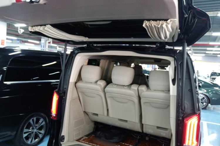 Used Mercedes-Benz V-Class 2021 V 260 Avantgarde Edition
