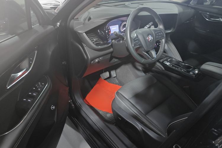 Used Buick Envision 2022 Encore Plus 652T Five-Seat All-Wheel-Drive Luxury Model