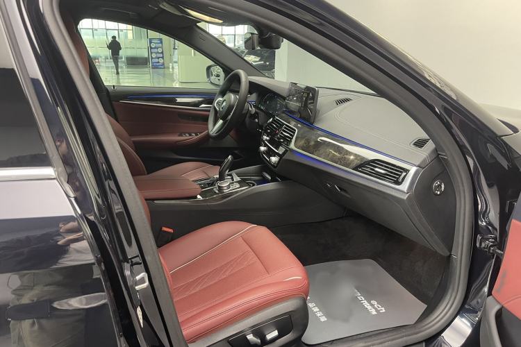 Used BMW 5 Series 2022 Restyled 525Li M Sport Package
