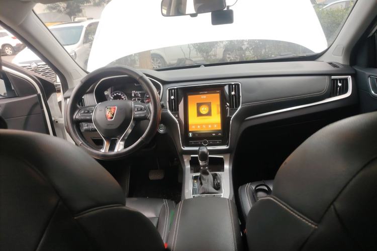 Used Roewe RX5 2019 20T Two-Wheel Drive Automatic 4G Connected Platinum Edition
