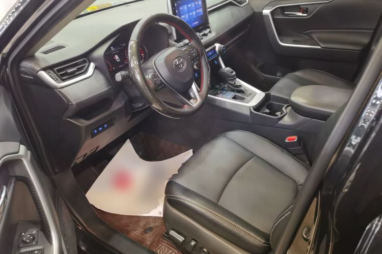 Used Toyota RAV4 2021 2.0L CVT 4x4 Trend Edition
