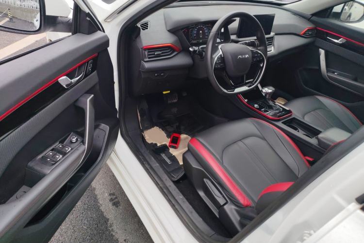 Used Dongfeng Aeolus Yixuan 2021 230T Automatic Chasing Shadow Edition
