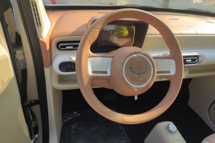 Used Wuling Hongguang MINIEV 2024 3rd Generation 215km Youth Edition