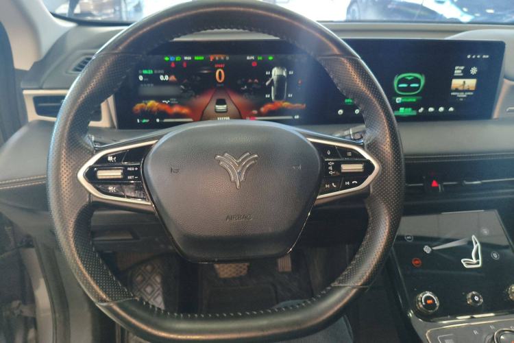 Used NETA U 2023 NETA U-Ⅱ Challenge Edition 400 U Show – Lithium Iron Phosphate
