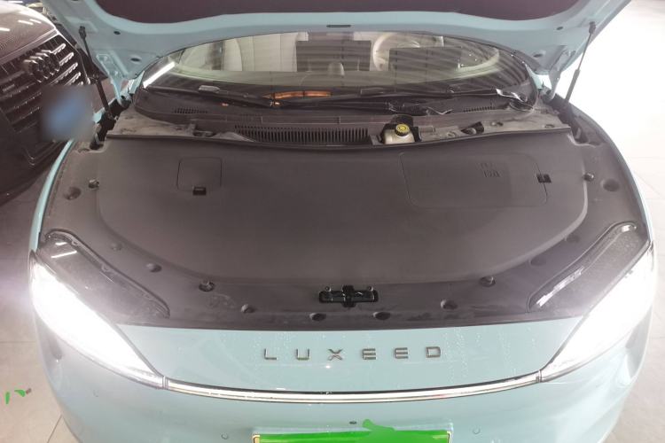 Used Hima Luxeed S7 2025 705 km Pro
