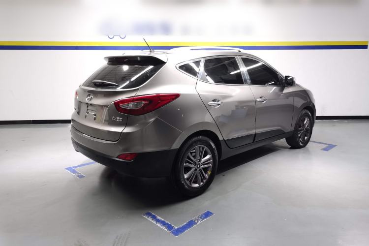 Used Hyundai ix35 2015 2.0L Automatic 2WD Smart Version China V Standard