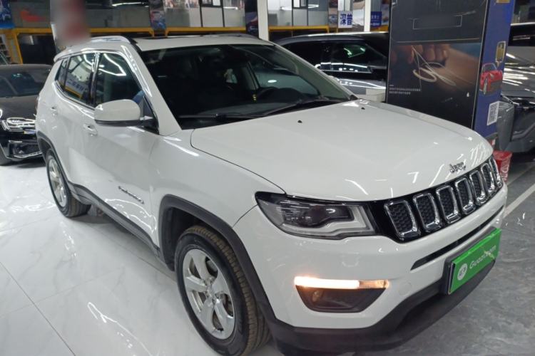 Used  Compass 2017 200T Automatic Family Edition