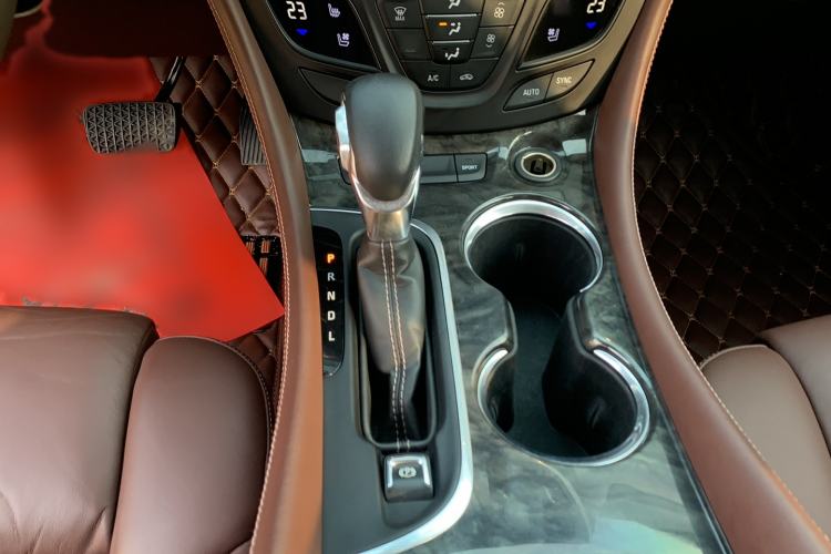 Used Buick Envision 2016 28T Four-Wheel Drive Luxury Model
