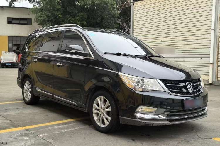 Used Baojun 730 2016 1.5T Manual Luxury Edition 7 Seats
