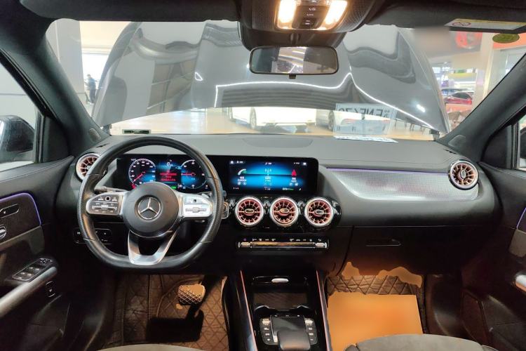 Used Mercedes-Benz EQA 2022 EQA 300 4MATIC Launch Edition
