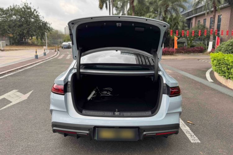 Used BYD Qin L 2025 DM-i Smart Drive 120KM Superior Model