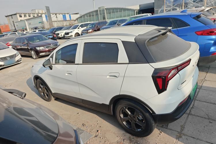 Used Geometry E Firefly 2024 401 km Fluorescent
