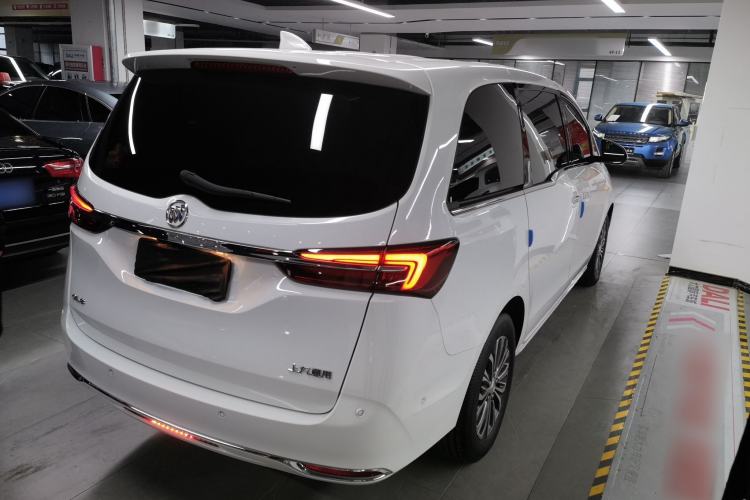 Used Buick GL8 2023 Land Business Class Smart Deluxe Model