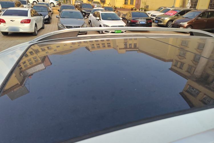 Used Roewe RX5 2016 20T Two-Wheel Drive Automatic Internet Smart Edition
