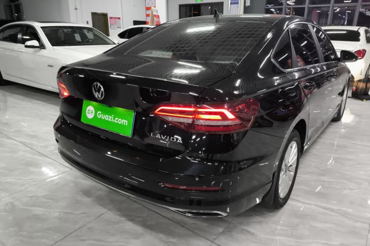 Used Volkswagen Lavida 2021 1.5L Automatic Comfort Edition
