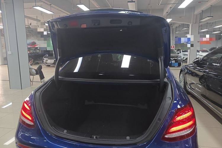 Used Mercedes-Benz E-Class 2020 Facelift E 260 L Sport Edition
