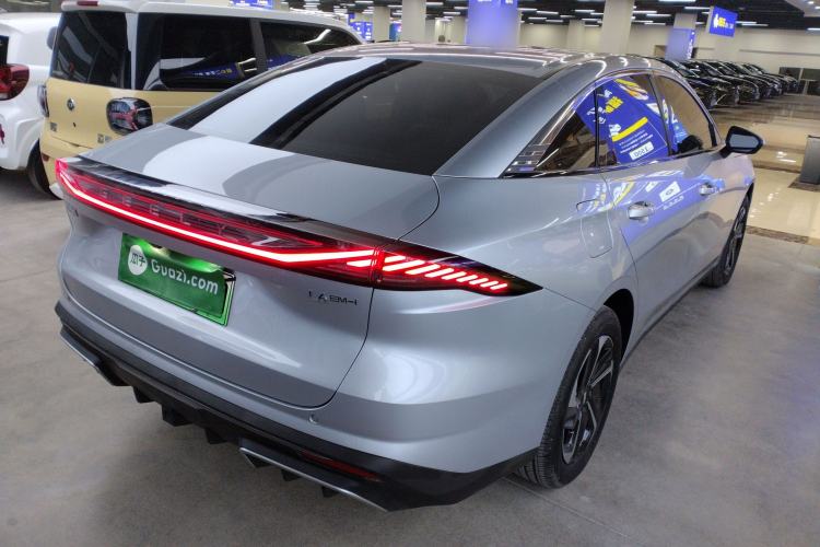 Used  L6 2025 EM-i 140km Starship Edition