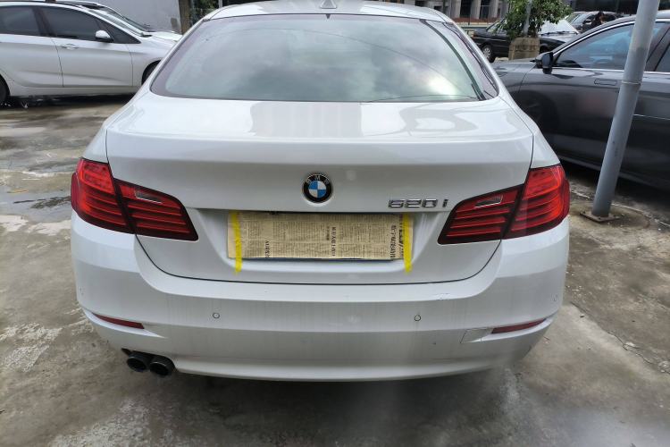 Used BMW 5 Series 2015 520i Elegant Edition

