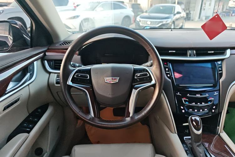 Used Cadillac XTS 2016 28T Luxury Version
