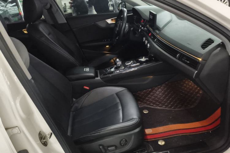 Used Audi A4L 2019 40 TFSI Ambition China VI