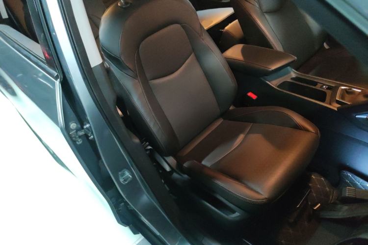 Used Chevrolet Orlando 2020 Light Hybrid Redline 530T Automatic Enjoyment Edition (5+2 Models)
