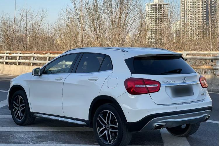 Used Mercedes-Benz GLA 2016 GLA 200 Fashion Model