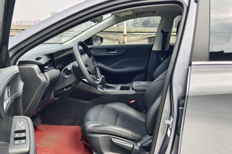 Used Roewe i5 2023 1.5L CVT Luxury Edition