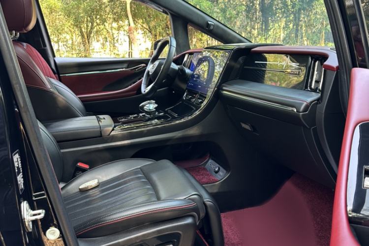 Used GAC Trumpchi M8 2023 Zongshi Series Dual-Motor YuZun Edition