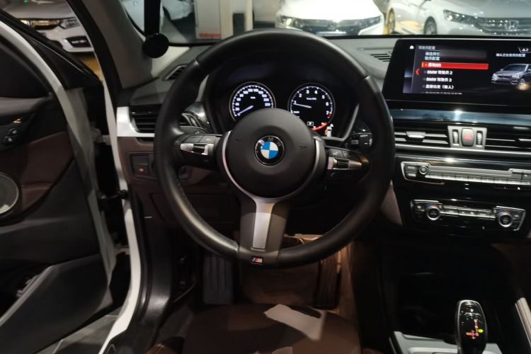 Used BMW X1 2021 Restyled sDrive25Li Leading Edition
