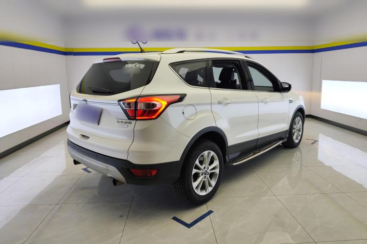 Used Ford Kuga 2018 EcoBoost 180 Two-Wheel-Drive Platinum Edition