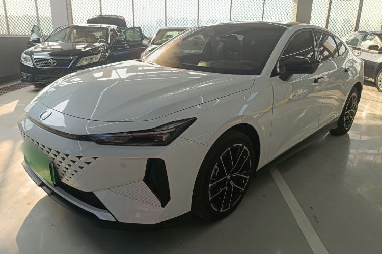 Used Changan UNI-V iDD 2024 Blue Whale Smart Electric iDD 136km Luxury Model