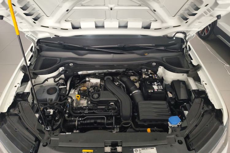 Used Volkswagen Tharu 2024 300TSI Two-Wheel-Drive Moon Luxury Edition