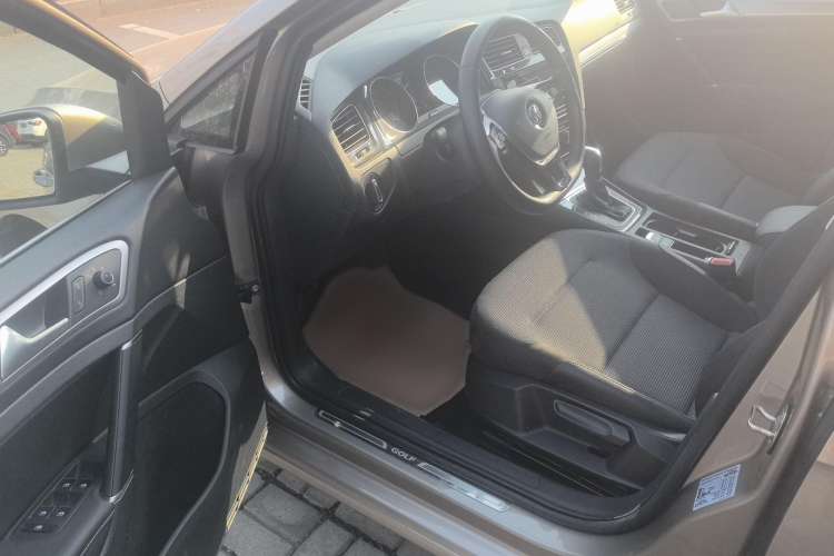 Used Volkswagen Golf 2019 280TSI DSG Comfort Version China VI Standard