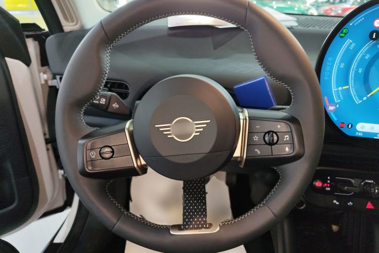 Used  Electric MINI COOPER 2024 456km COOPER E Classic Edition