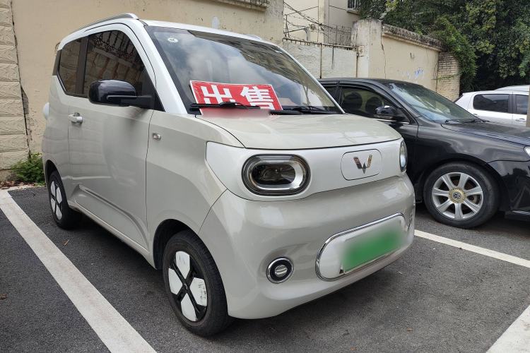 Used Wuling Hongguang MINIEV 2024 3rd Generation 215km Advanced Version
