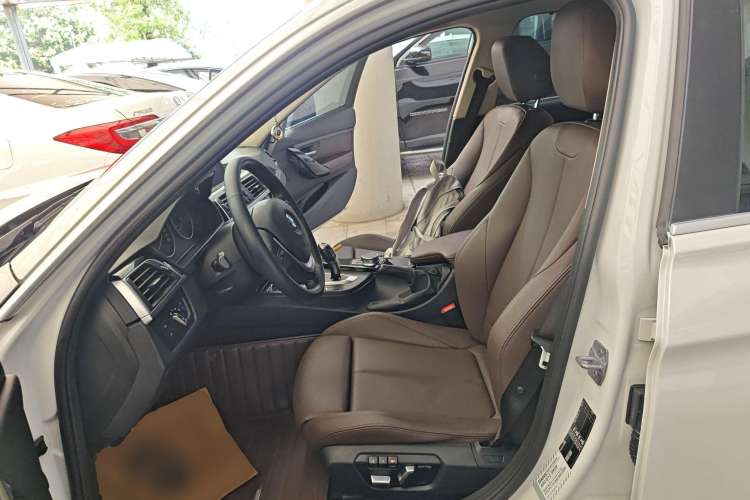 Used BMW 3 Series 2019 320Li Fashion Model
