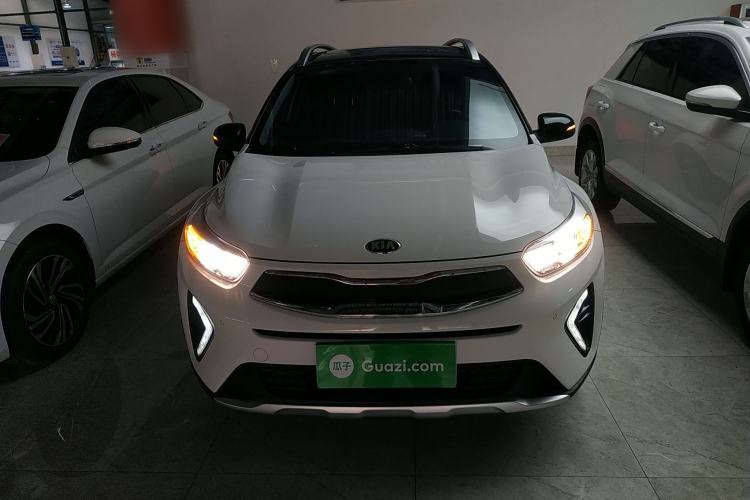 Used Kia kx1 Stonic 2021 1.4L CVT Fun & Sunroof Model
