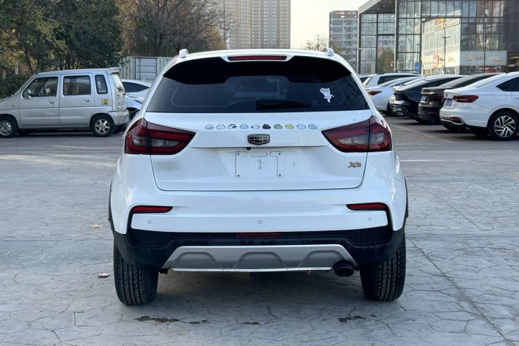 Used Geely Auto Vision X3 2019 Upgraded Model 1.5L CVT Elite Version
