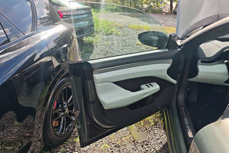 Used Zeekr 001 2025 WE Edition 100 kWh Rear-Wheel Drive