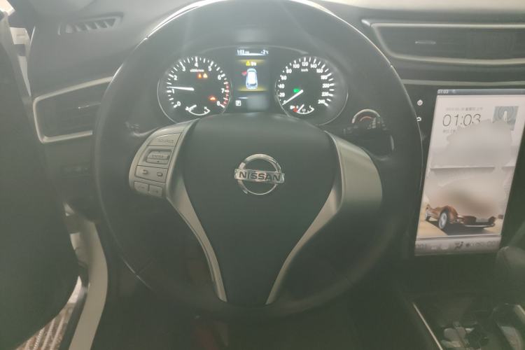 Used Nissan X-Trail 2015 2.0L CVT Comfort MAX Edition 2WD
