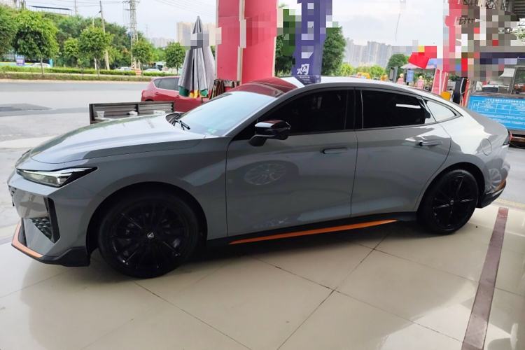 Used Changan UNI-V 2024 1.5T Prestige Sport Edition
