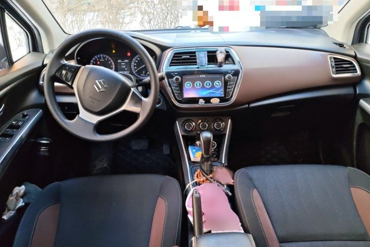 Used Suzuki Vitara S-Cross 2017 1.6L CVT Two-Wheel Drive Urban Fashion Model
