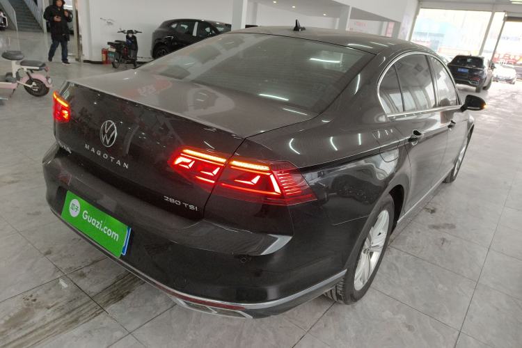 Used Volkswagen Magotan 2025 Zhongxiang Version 280TSI DSG Comfort Edition