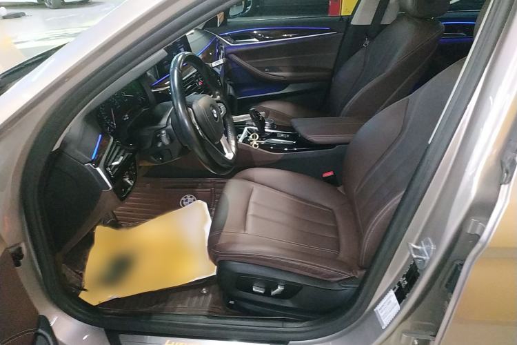 Used BMW 5 Series 2019 Facelifted 525Li Luxury Package
