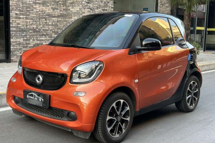 Used  fortwo 2015 1.0L 52 kW Hardtop Passion Edition
